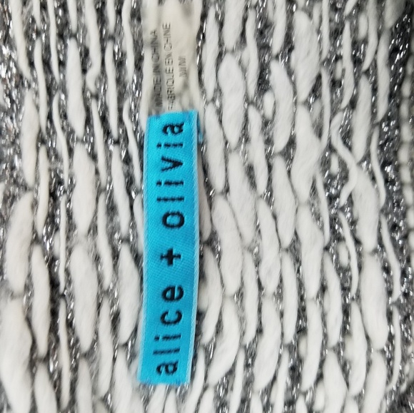 Alice + olivia silver snow flakes knitted sweater - Picture 4 of 6